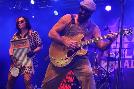 REV PEYTONS BIG DAMN BAND