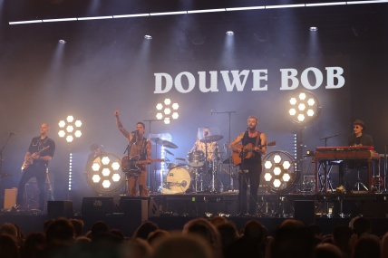DOUWE BOB