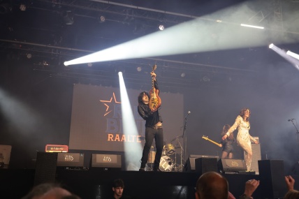 THE LAST INTERNATIONALE