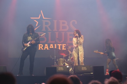 THE LAST INTERNATIONALE